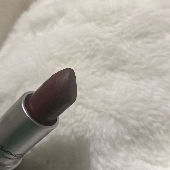 Mac Matte lipstick Diva - Picture 5 of 6
